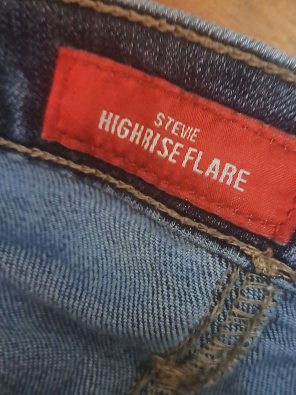Lucky Brand Stevie High Rise Flare Leg Front Seam Detail Womens Sz 6 /28 A - Picture 3 of 5